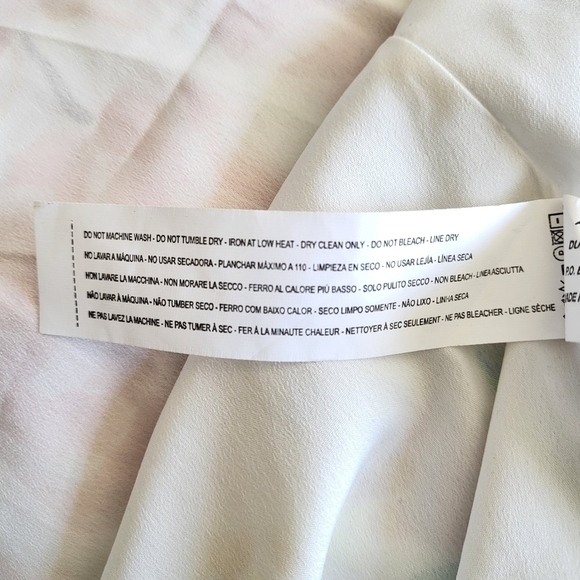 New All Things Mochi Melissa Silk White Floral Print Maxi Dress NWT Size Small - Picture 13 of 15